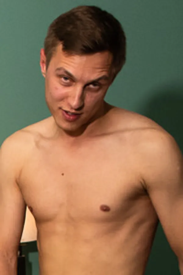 Alex Mack's photo 4