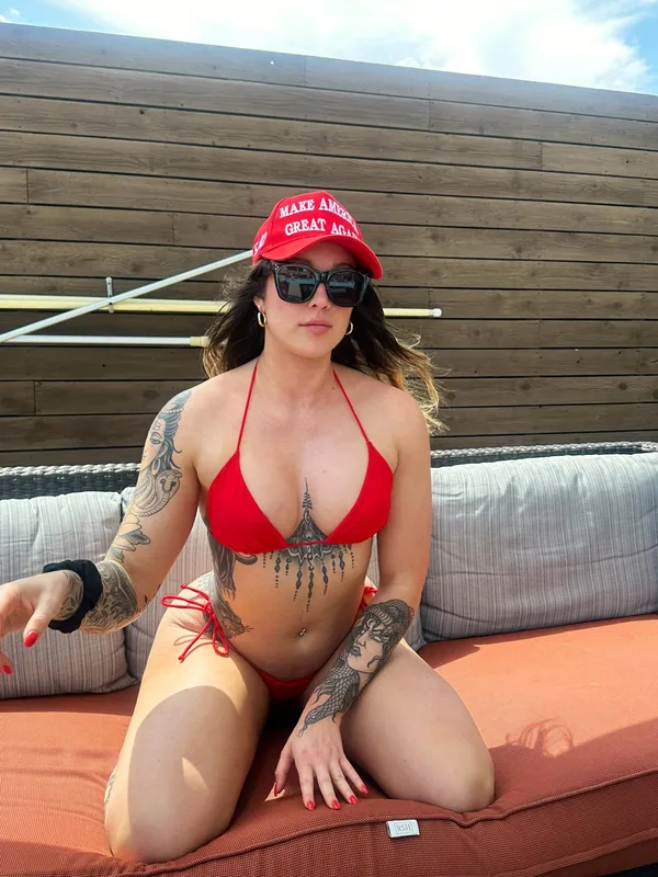 Ali Cakes's BabeWiki Profile