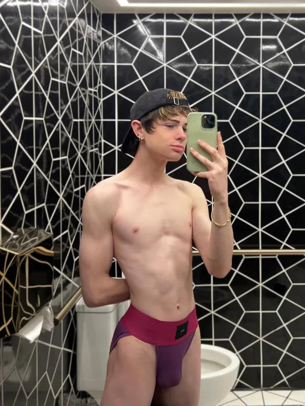 animecole's BabeWiki Profile