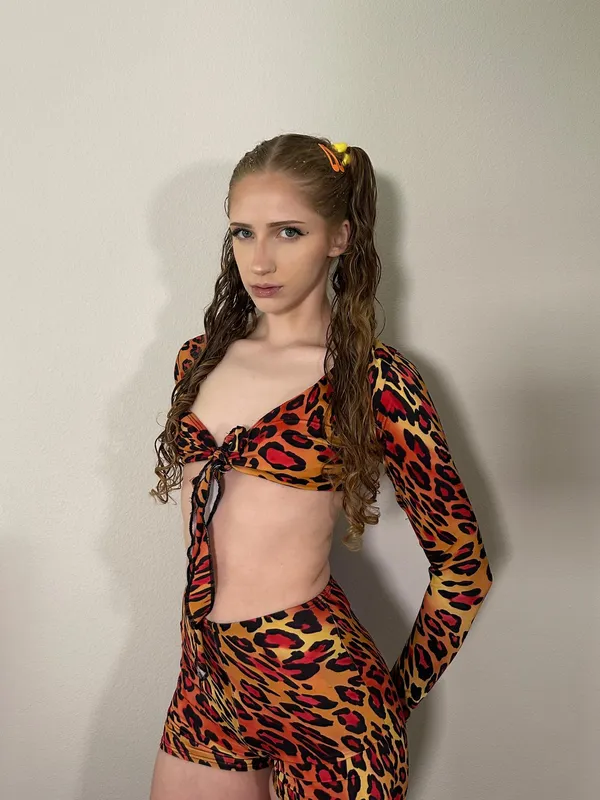 Bella Bradley's BabeWiki Profile