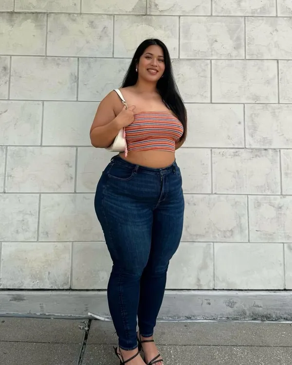 Bella Bunda's BabeWiki Profile