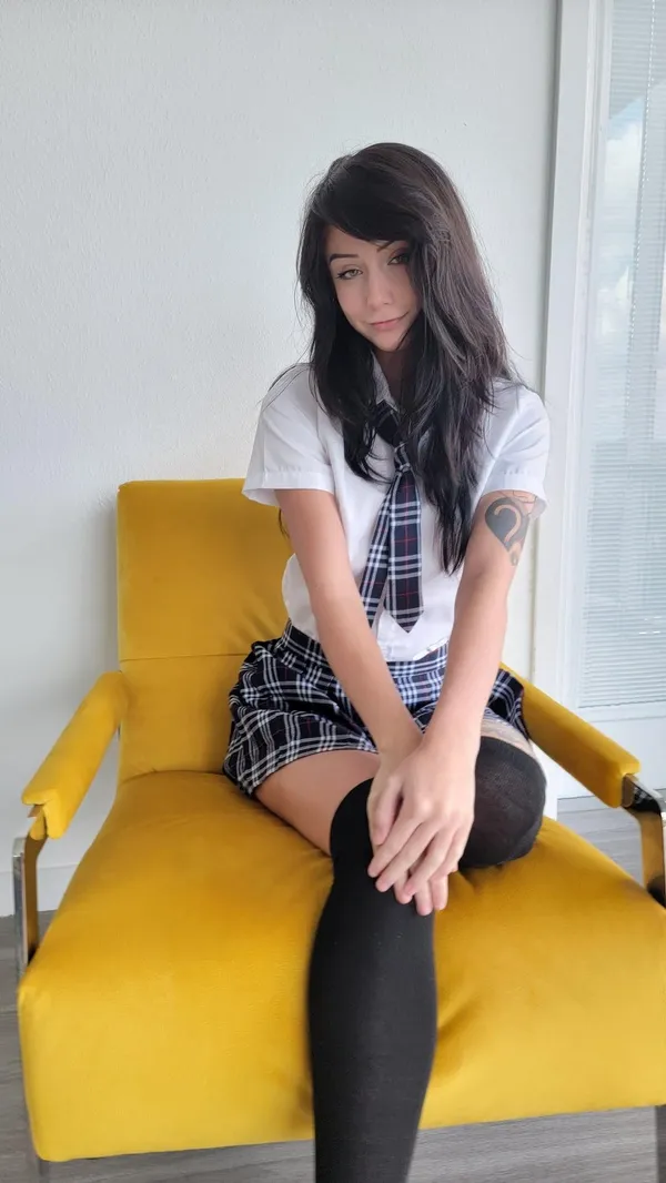 Catkitty21's BabeWiki Profile