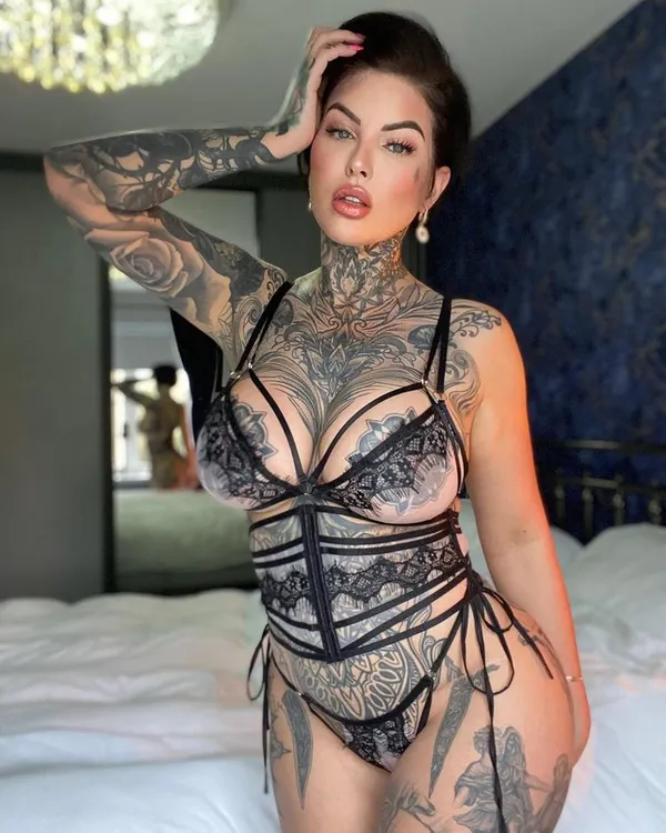Donna Wildcard's BabeWiki Profile