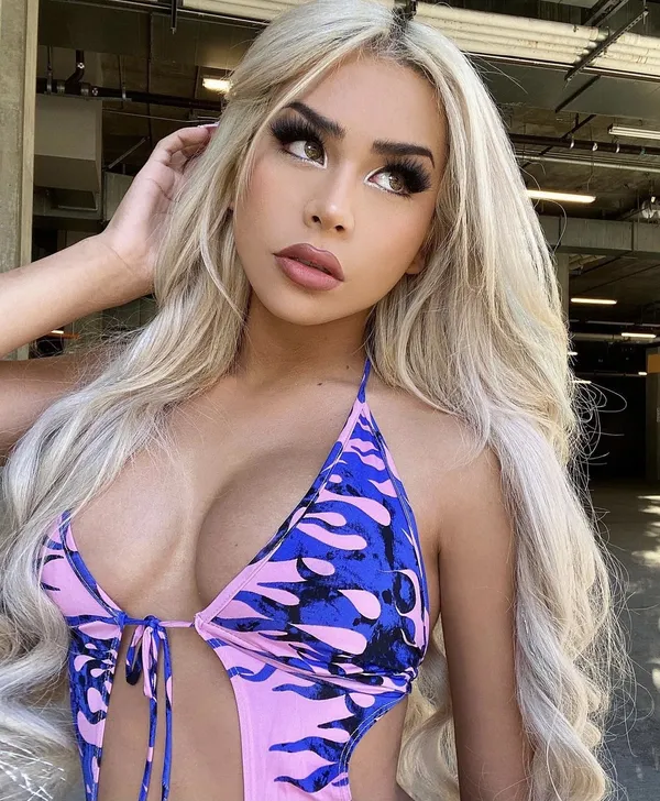 edenthedoll's BabeWiki Profile