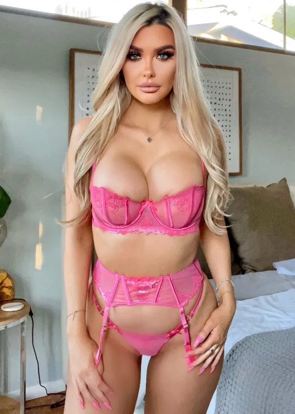 Emily Sears's BabeWiki Profile