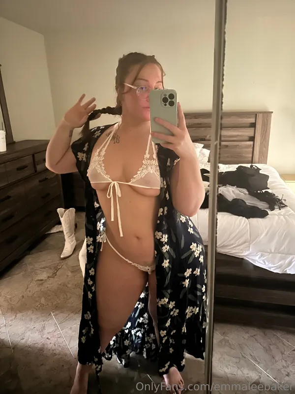 Emma Lee Baker's BabeWiki Profile