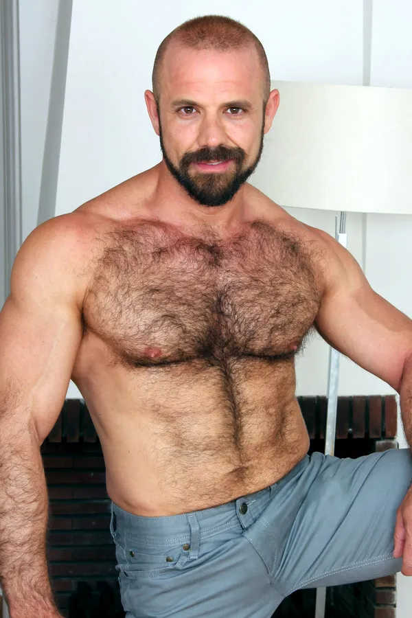 Felipe Ferro's BabeWiki Profile