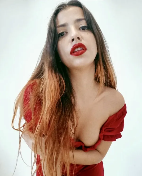 Hellvira Dracul's BabeWiki Profile