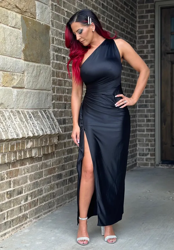 Hotwife Brooke Blaze's BabeWiki Profile