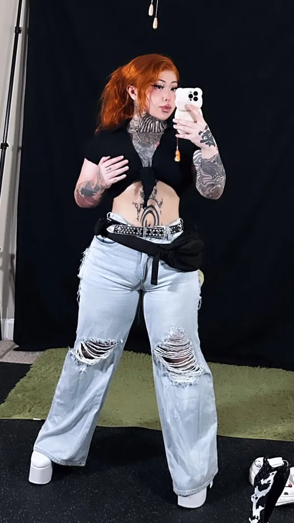 Jade Lu's BabeWiki Profile