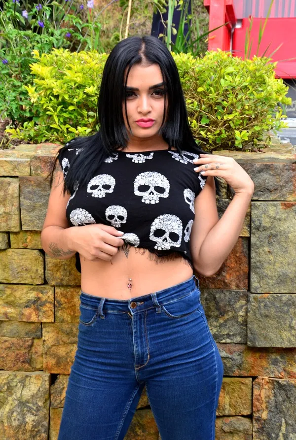 Julia Cruz's BabeWiki Profile