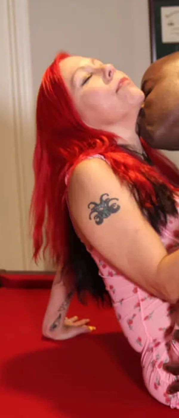 Kaida Kinks's BabeWiki Profile