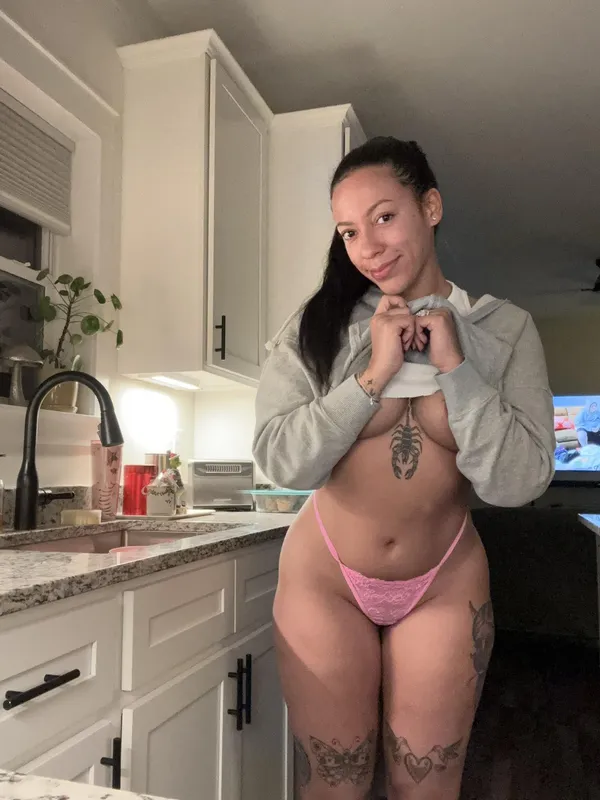 Liv Mattox's BabeWiki Profile
