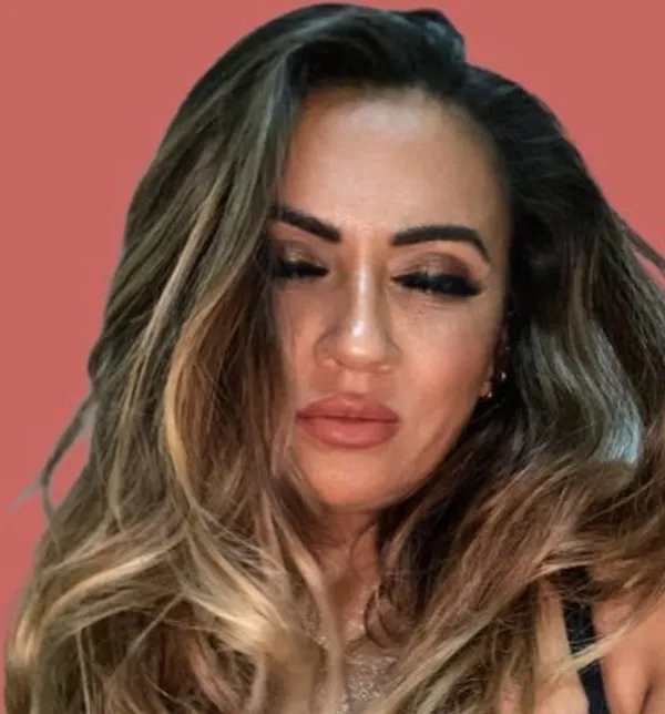 Mishel Karen's BabeWiki Profile