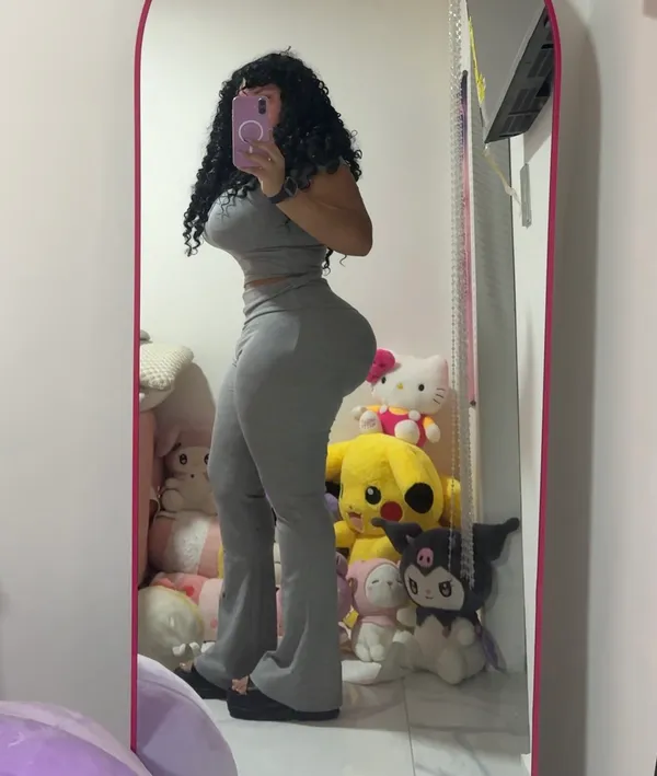 Miss Divine Doll's BabeWiki Profile