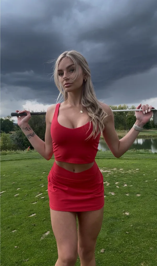 Morgan Rae (Model)'s photo 2