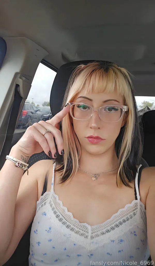 Nicole_6969's BabeWiki Profile