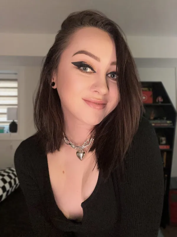 petitepunk's BabeWiki Profile