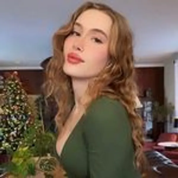 porcelaingoirl's BabeWiki Profile