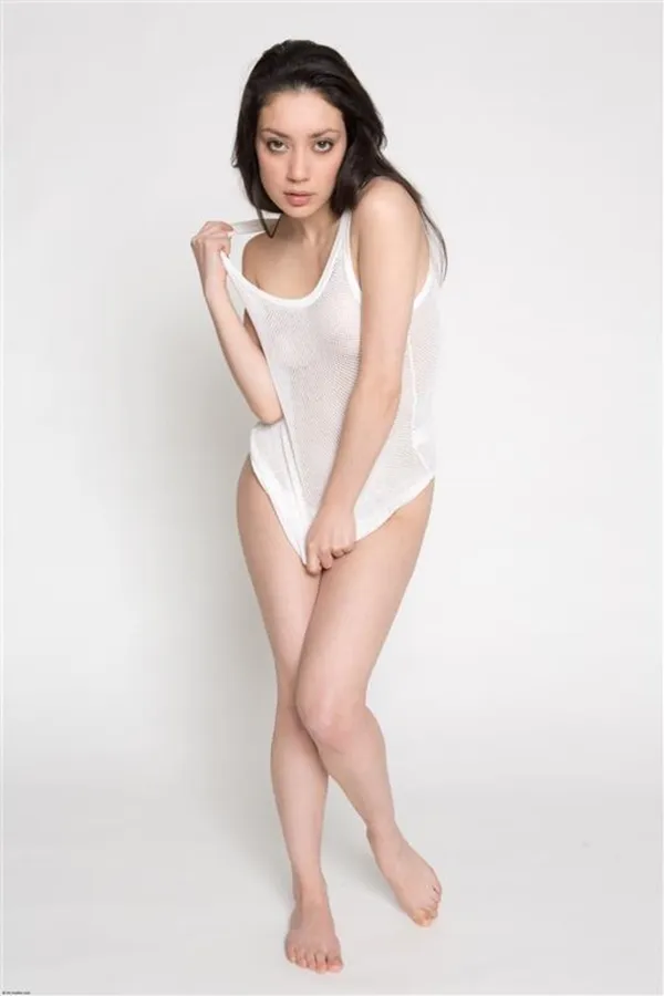 Rebecca Tun's photo 3