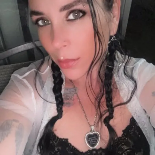 Rosa Delgado's BabeWiki Profile