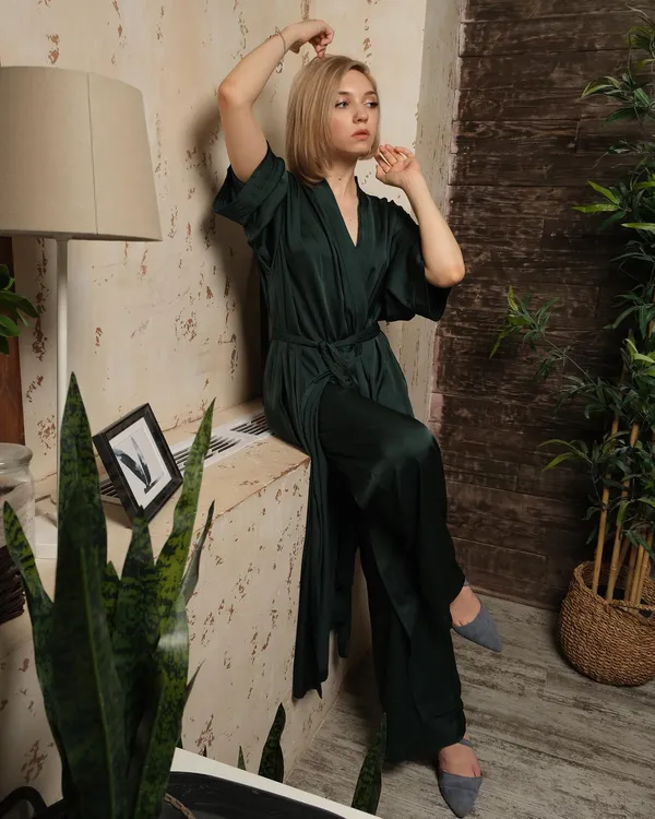 Roxy Loove's photo 3
