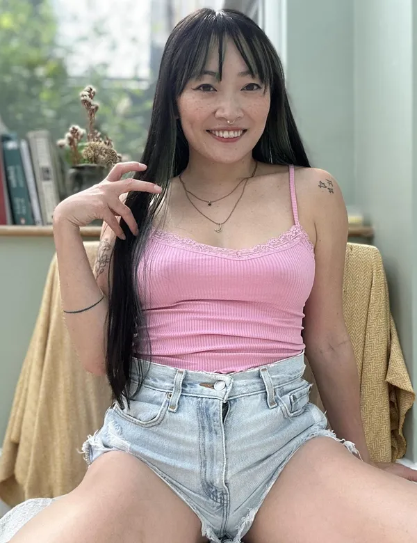 Sakura's BabeWiki Profile