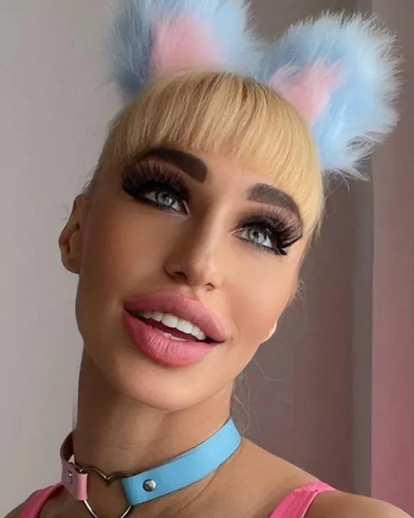 Saliva Bunny's BabeWiki Profile