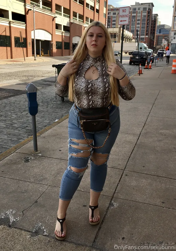 Sexubunni's BabeWiki Profile