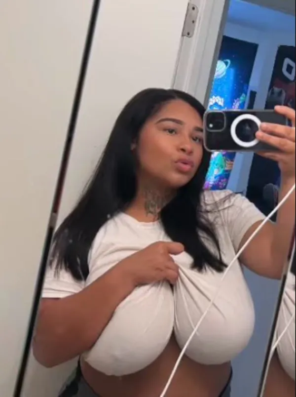 TheBaeBreanna's BabeWiki Profile