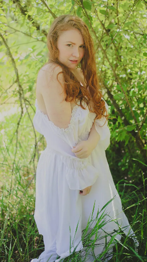 Yaya Gingersnatch's BabeWiki Profile