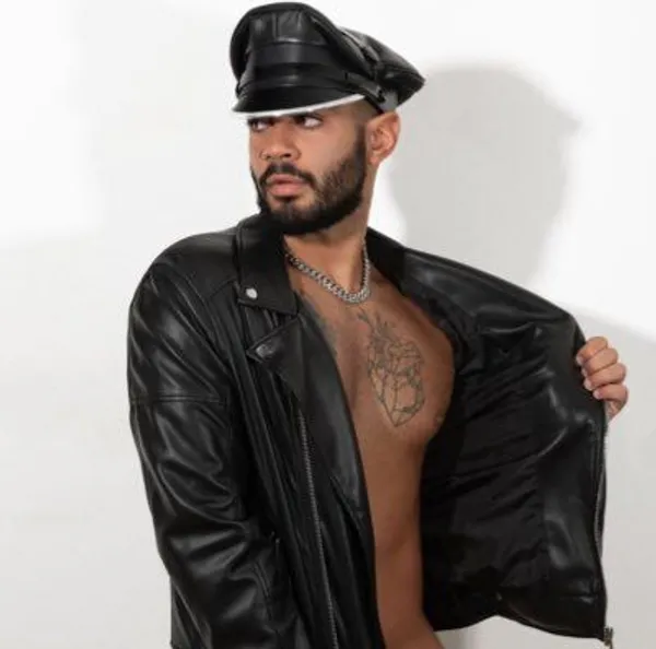 Zain Alexander's BabeWiki Profile
